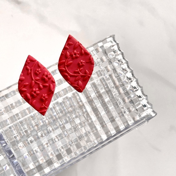 Handmade | Modern Red Floral Clay Earrings | 14k Gold Plated Stainless Steel - Picture 4 of 4